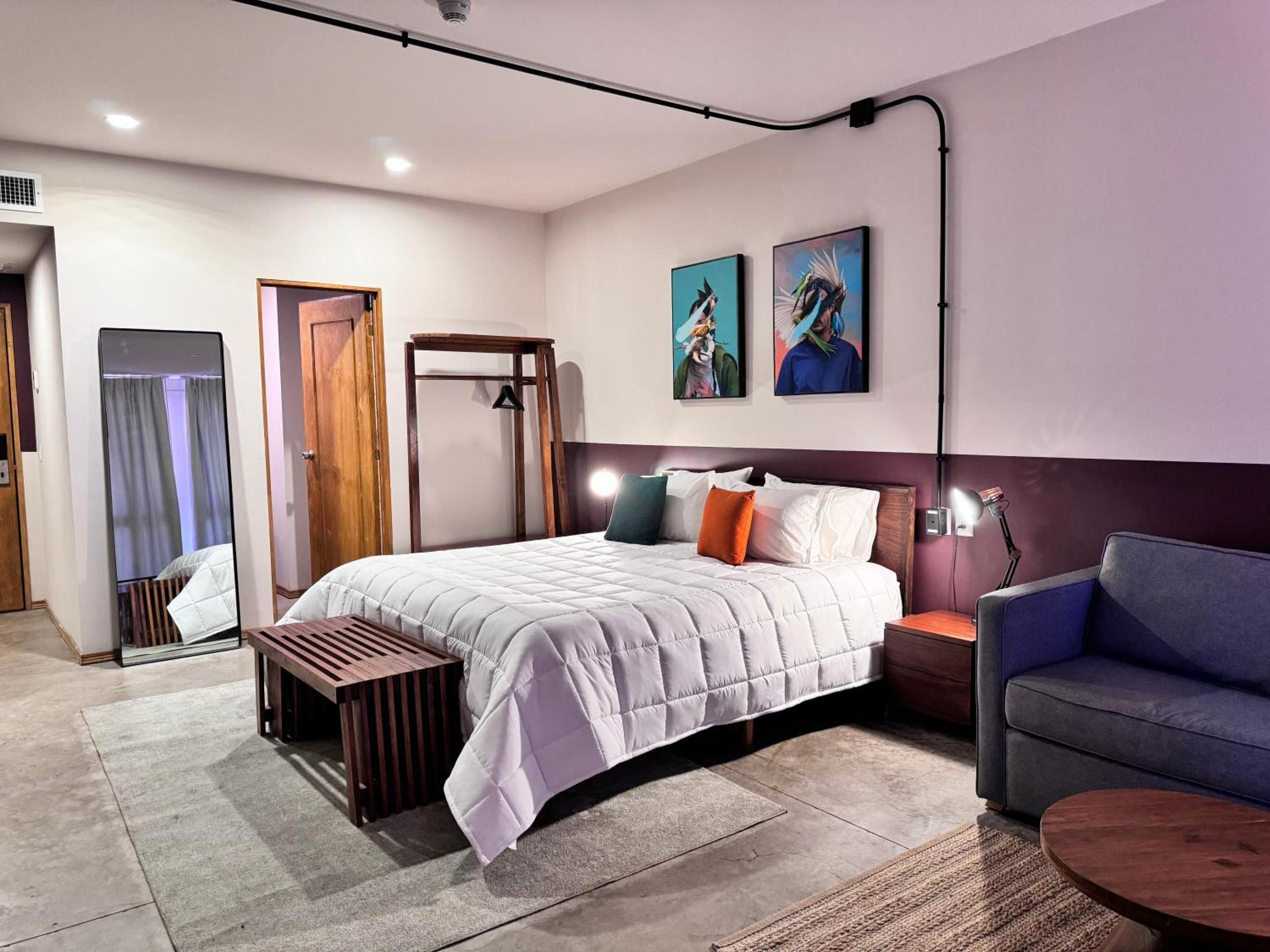 Hotel Ola Chapultepec Гвадалахара Экстерьер фото