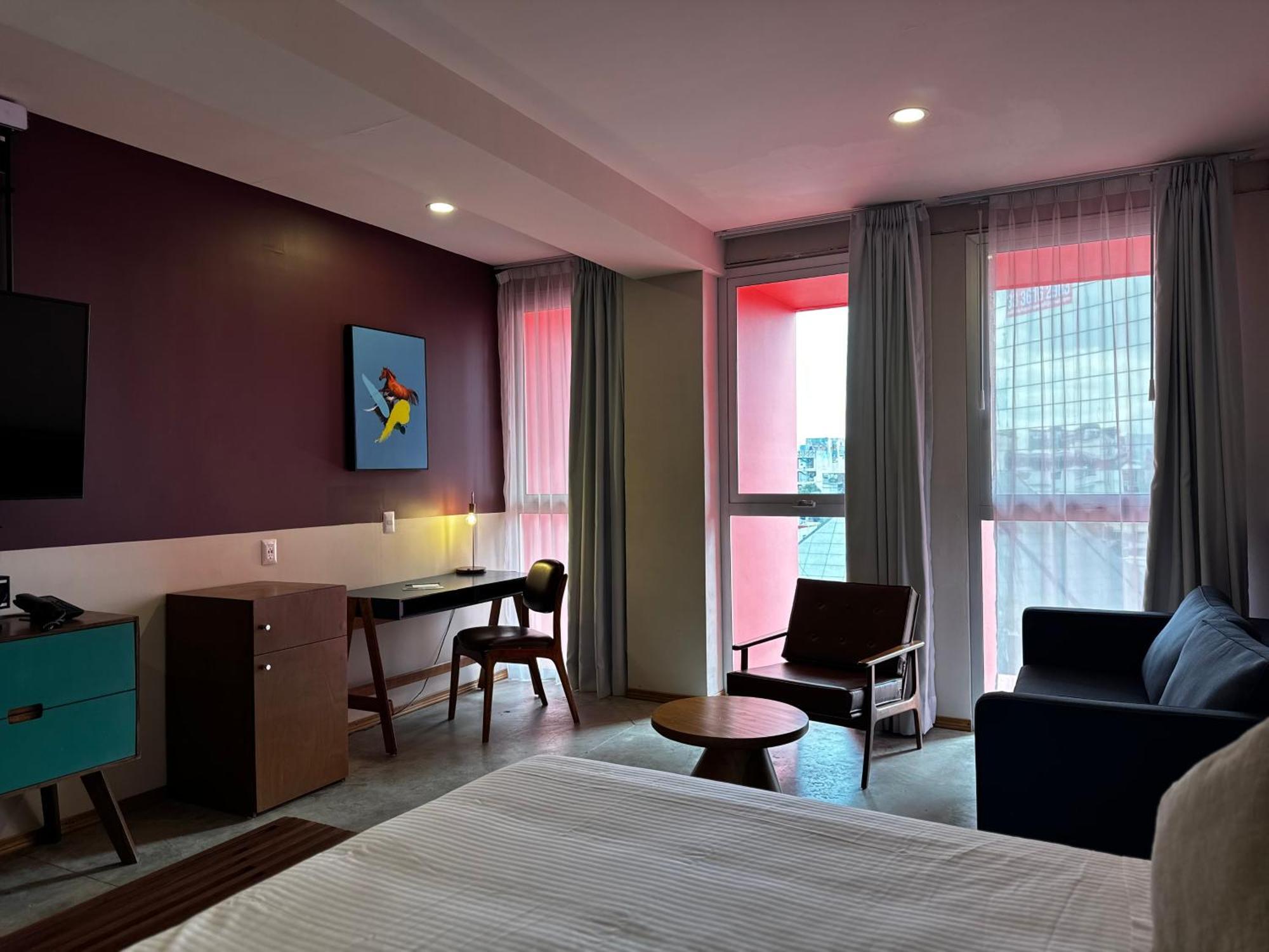 Hotel Ola Chapultepec Гвадалахара Экстерьер фото