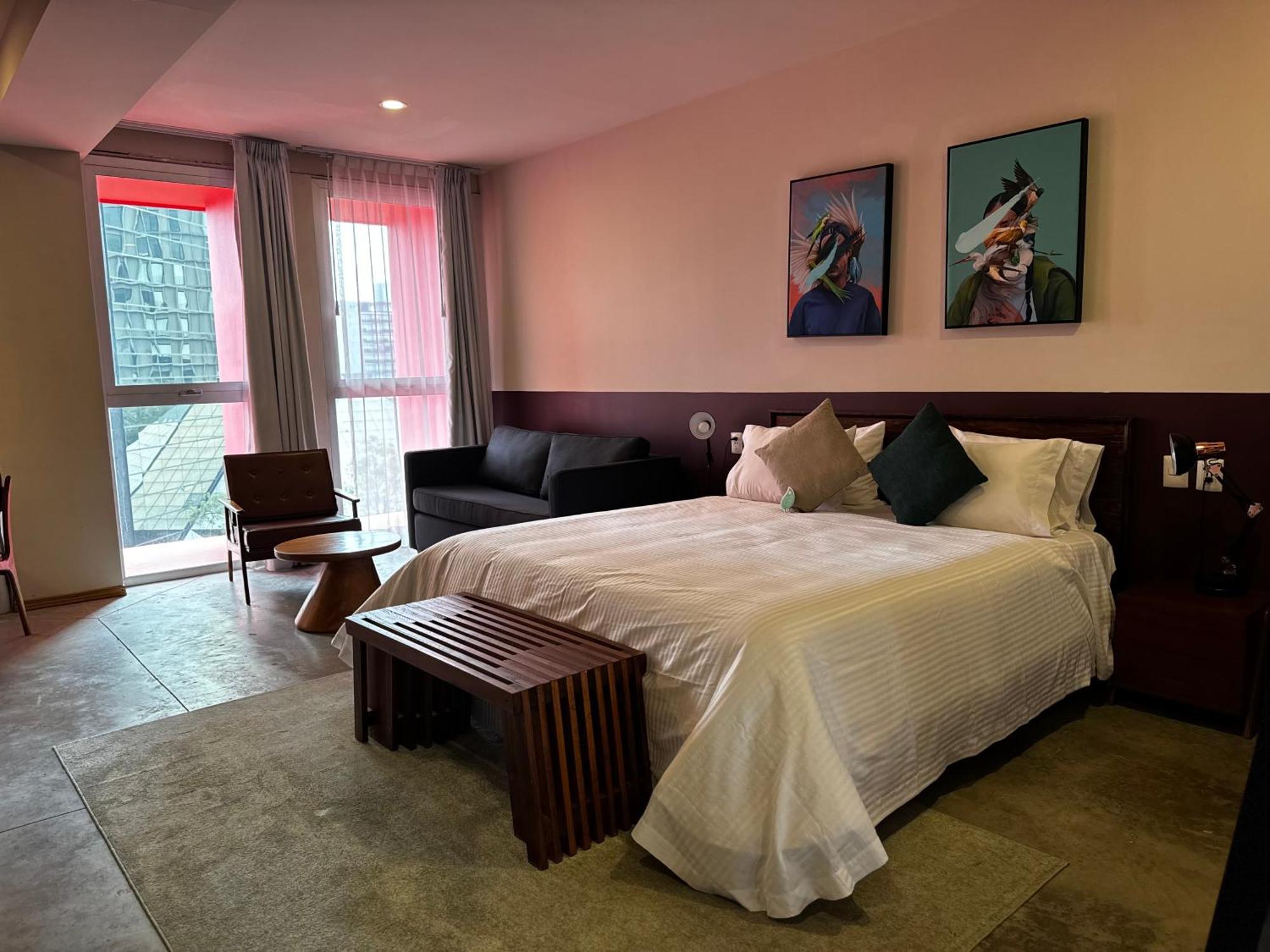 Hotel Ola Chapultepec Гвадалахара Экстерьер фото