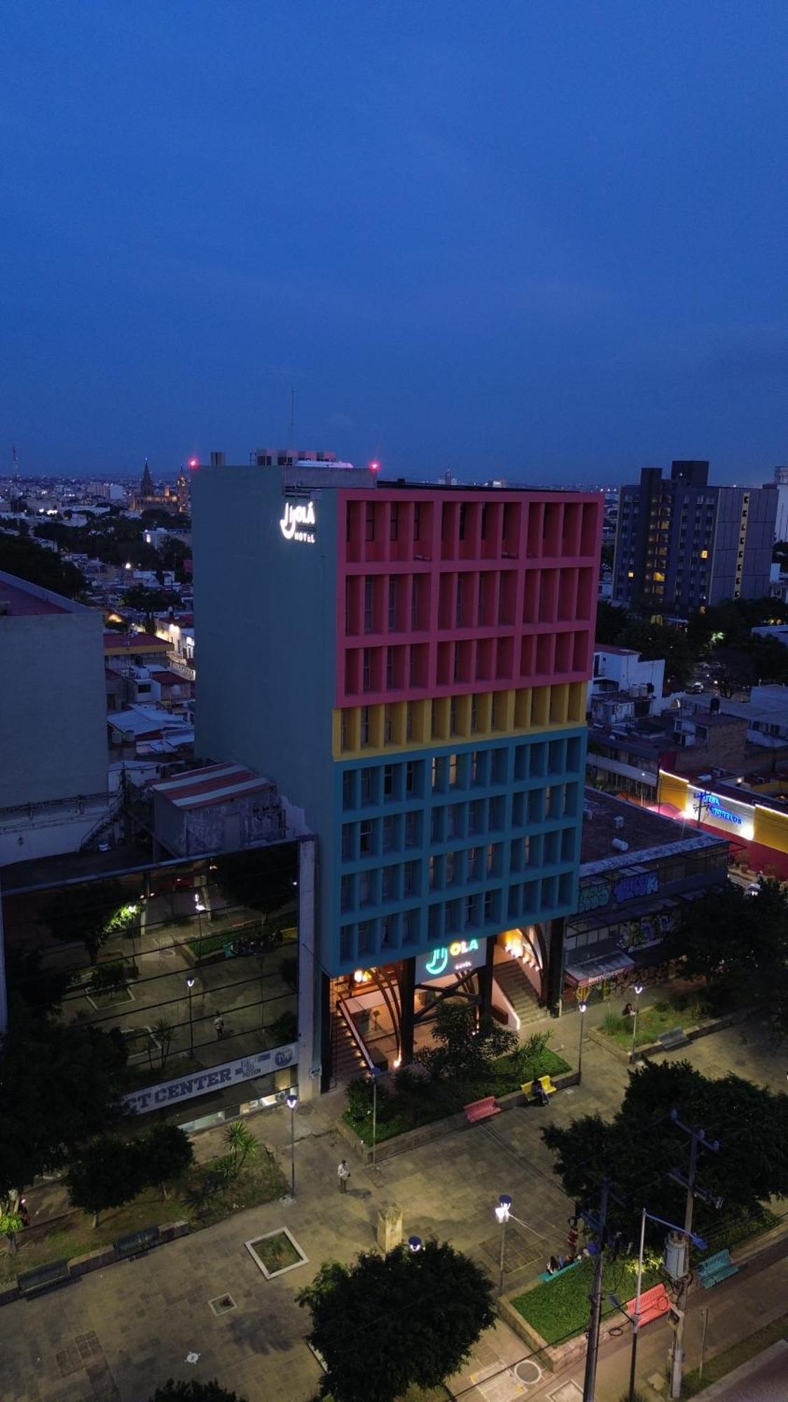 Hotel Ola Chapultepec Гвадалахара Экстерьер фото